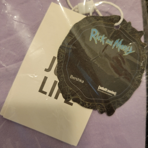 Rick & Morty backprint T-shirt in purple NWT - Picture 7 of 7